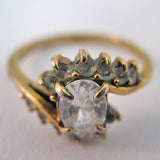 VINTAGE Oblong Crystal SOLITAIRE Glass Accent Stones Women Ladies RING Jewelry 7