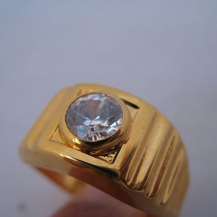 18K HGE GOLD Plated MENS RINGS Men Fashion RING Simulated-Diamond Crystal Glass Stone size 11