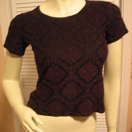 MADE In USA Womens Tops BLACK Purple RED Diamond Diamonds Geometric Pattern Short Sleeve NYLON Blend TOP Blouse Casual Clothes size Small Women Cheap Affordable Clothing Casuals Wear