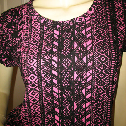 NEW Womens Crop Top Shirt Tee Pink Black Short Sleeve Ethnic Pattern Print size Medium