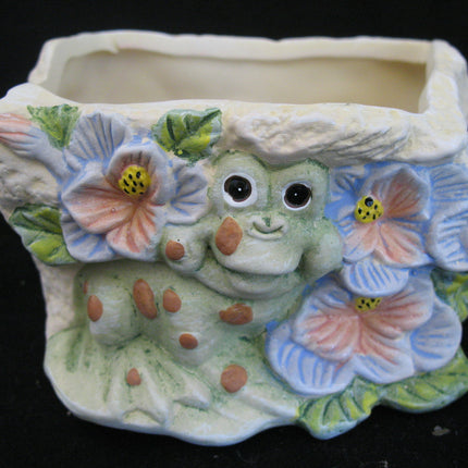 NEW 3D Green FROG FLORAL FLOWERS Painted CERAMIC Trinket Display BOX CONTAINER