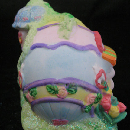 EASTER Sunday BUNNY Bunnies RABBITS EGG FACTORY HOUSE STORE Ceramic FIGURINE NEW