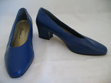 ANNIE Womens SHOES Dark BLUE 1-3/4" High Heels CLOSE Classics Ladies size 6 W