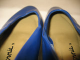 ANNIE Womens SHOES Dark BLUE 1-3/4" High Heels CLOSE Classics Ladies size 6 W