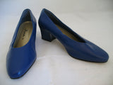 ANNIE Womens SHOES Dark BLUE 1-3/4" High Heels CLOSE Classics Ladies size 6 W