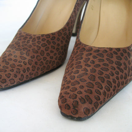 Womens Shoes BROWN ANIMAL PRINT PATTERN Made SPAIN Womens Ladies 3-1/8in HIGH HEELS SHOES size 6 B