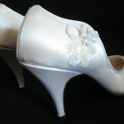 New Vintage Y2K 90s Peacocks Womens Pump Shoes High Heels Made USA Cream White
