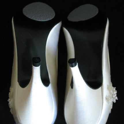 New Vintage Y2K 90s Peacocks Womens Pump Shoes High Heels Made USA Cream White
