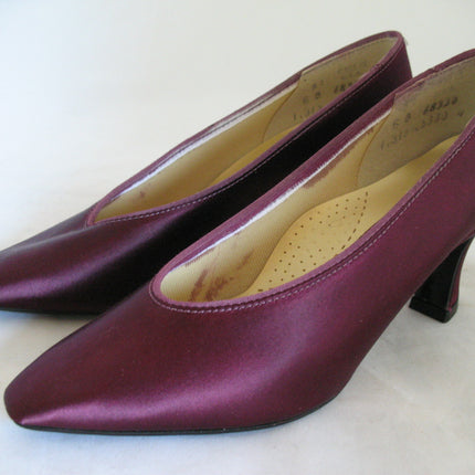 New Vintage Y2K 90s Peacocks Womens Pump Shoes High Heels Made USA Satin Purple