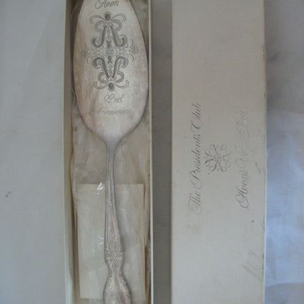 NEW VINTAGE AVON 1978 President's Club SILVER PLATE Plated SPOON CAKE PIE SERVER Serving Party Home Kitchen Collectible Collectors