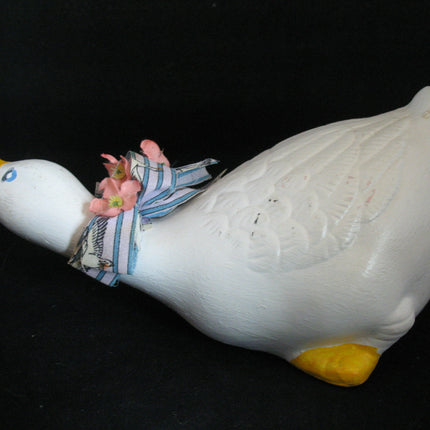 VINTAGE WHITE Yellow Ceramic Plaster DUCK GOOSE GEESE Animal FIGURINE Home Decor