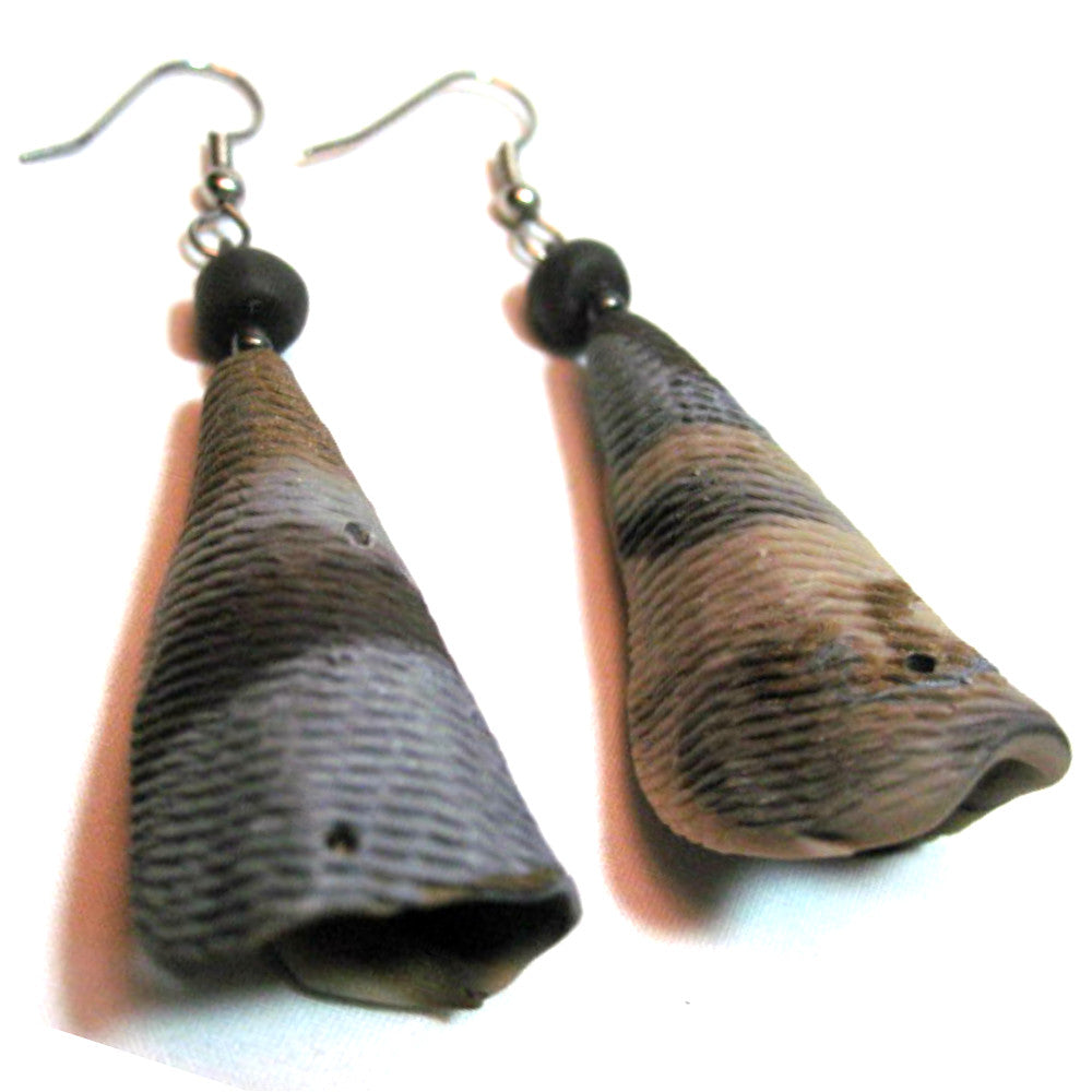 VIntage Painted Natural Ocean SEA SHELLS Seashells Cone DANGLING DANGLE Hook EARRINGS Set