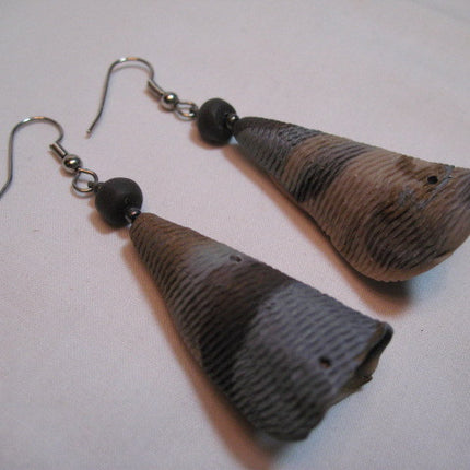 VIntage Painted Natural Ocean SEA SHELLS Seashells Cone DANGLING DANGLE Hook EARRINGS Set