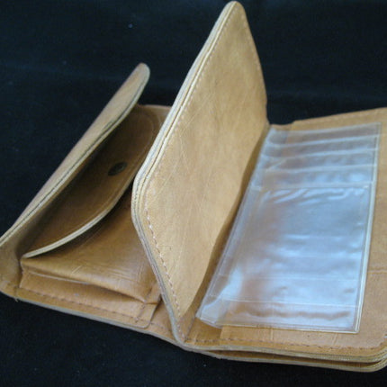 Women Beige LEATHER Check Money Cash ID Photo WALLET PURSE CASE