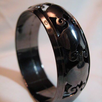 NEW Womens Jewelries Silver Black Dark Gray Grey CARVED METAL Tin Metallic BANGLE BRACELET BRACELETS