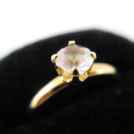 Womens Rings Gold Tone Clear Crystal Glass Stone Solitaire RING size 6.5 6-1/2