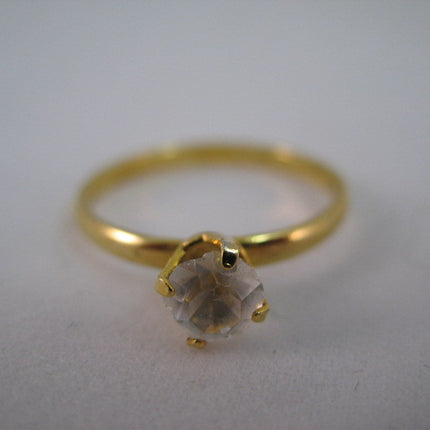 Womens Rings Gold Tone Clear Crystal Glass Stone Solitaire RING size 6.5 6-1/2