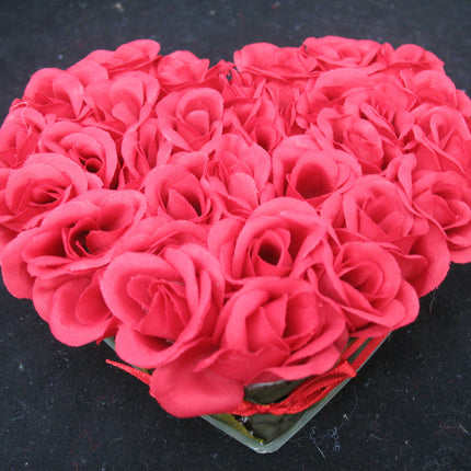 AVON SCENTED RED ROSE ROSES FLOWERS LOVE HEART HEARTS FLORAL Wall Hanging Decors Decorations VALENTINE VALENTINES Day GIFT GIFTS For HER LOVE ONE SWEETHEART GIRLFRIEND WIFE Romantic Romance Loving Sweet Present Presents
