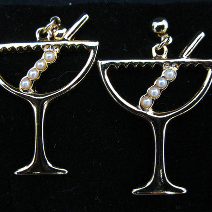 NEW NIB VINTAGE AVON Surgical Steel Posts PIERCED DANGLING DANGLE EARRINGS Faux Pearls