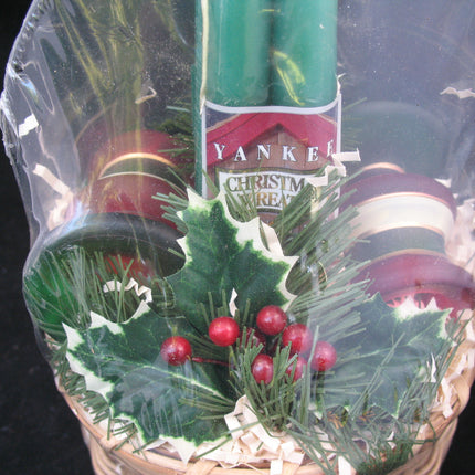 NEW 7pcs SET GREEN TAPER CANDLE CANDLES Glass Stripe Holders WICKER BASKET GIFT