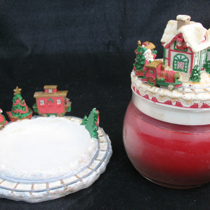 NEW CHRISTMAS SANTA CLAUS WORKSHOP RED Scented CANDLE JAR + Ceramic Topper Dish