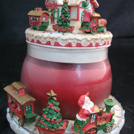 NEW CHRISTMAS SANTA CLAUS WORKSHOP RED Scented CANDLE JAR + Ceramic Topper Dish