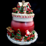 NEW CHRISTMAS SANTA CLAUS WORKSHOP RED Scented CANDLE JAR + Ceramic Topper Dish