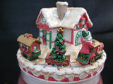 NEW CHRISTMAS SANTA CLAUS WORKSHOP RED Scented CANDLE JAR + Ceramic Topper Dish