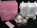 NEW AVON BLONDE BARBIE 2000 Mattel MILLENNIUM Music MUSICAL SNOWGLOBE Glass BALL