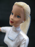 NEW AVON BLONDE BARBIE 2000 Mattel MILLENNIUM Music MUSICAL SNOWGLOBE Glass BALL Barbie Dolls Collectors Collectible