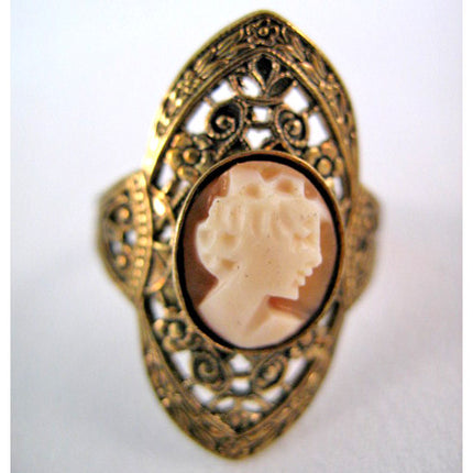 VINTAGE Old Victorian 3D CAMEO Carvings Antique Gold Tone Womens RING Jewelry size 7.75
