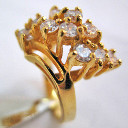 Womens Yellow GOLD Tone RING size 5 Crystal Glass Stones CLUSTER Stone Jewelries