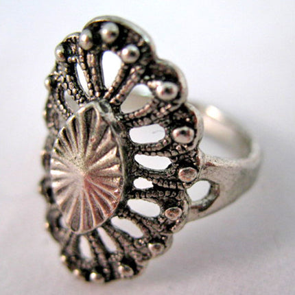 VINTAGE SILVER Tone Metal VICTORIAN Carved Womens Rings RING size 8.75 Jewelry Jewelries