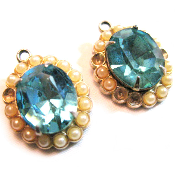 VINTAGE Womens BIG BLUE Stone EARRINGS? PENDANTS OBLONG Cream FAUX PEARLS