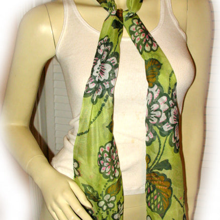 New Vintage Y2K 90s Scarf Scarves Wrap 62"X11" Floral Print Green Made in Italy